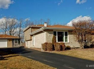11904 S Lockwood Ave, Alsip, IL 60803