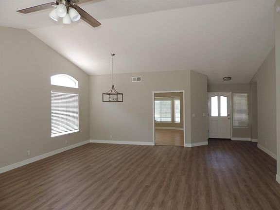 3rd image of 9467 Denholm Ct