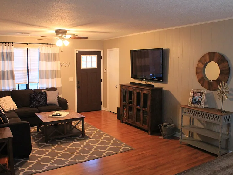 103 Cochran St — Photo 25