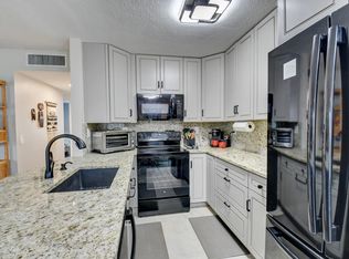 163 Flanders D, Delray Beach, FL 33484