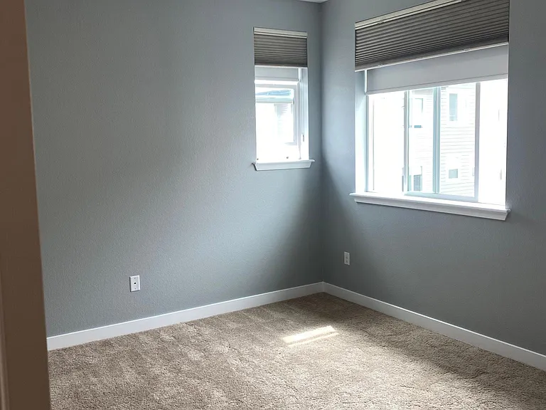 662 E Hinsdale Ave — Photo 38
