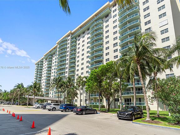 2nd image of 19390 Collins Ave APT 502