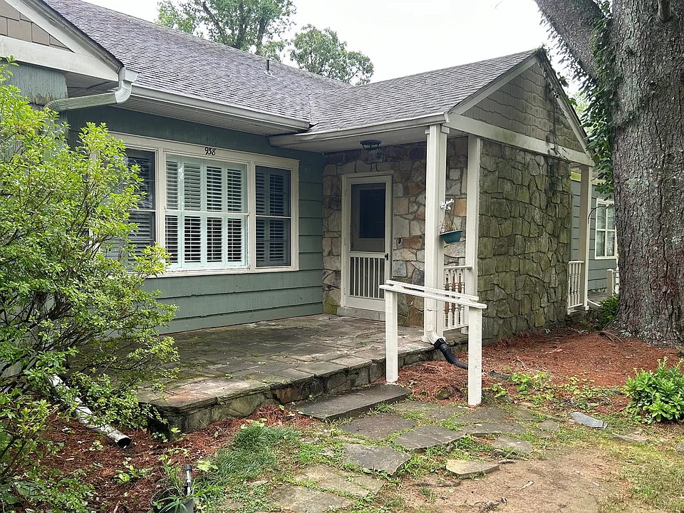 934 James Blvd #934