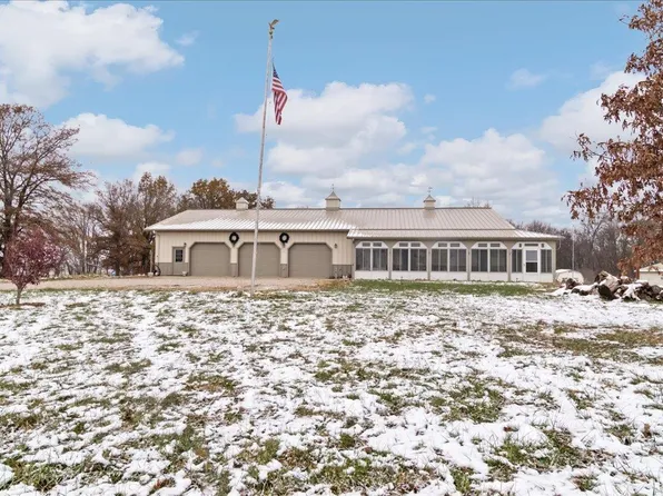 2562 E 850 S, Fort Branch, IN 47648