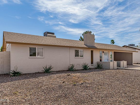 3rd image of 2249 E GREENWAY Road