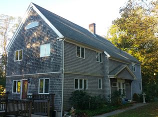 11 Bauer Ln, Falmouth, MA 02540