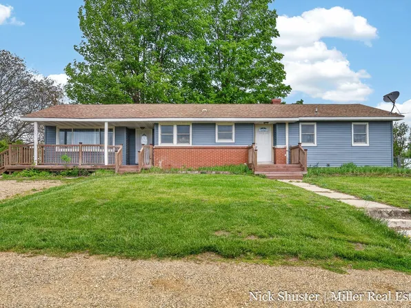 5375 Lansing Rd, Charlotte, MI 48813