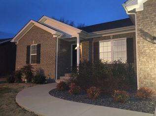 2642 Wild Horse Ct, Bowling Green, KY 42101