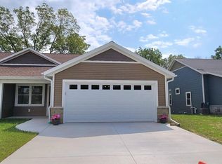 211 Edenview Ln, Eden, WI 53019