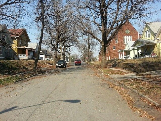 2nd image of 2325 Denver Ave