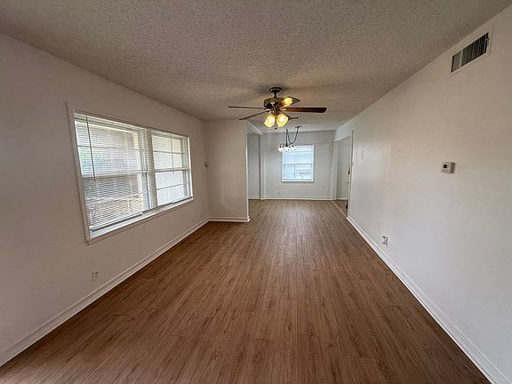 4th image of 1829 Joyce St