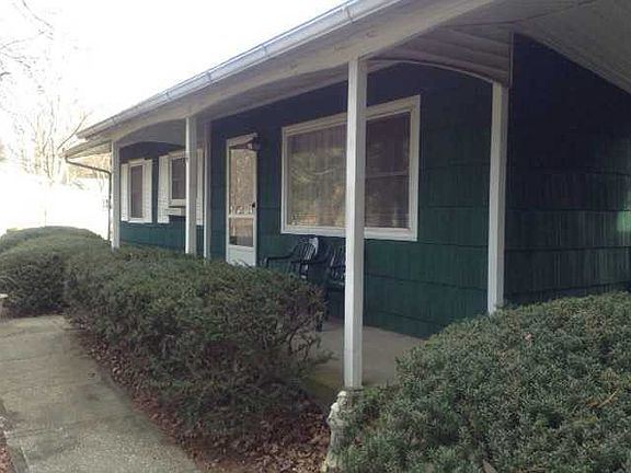 4th image of 4 Willow Dr
