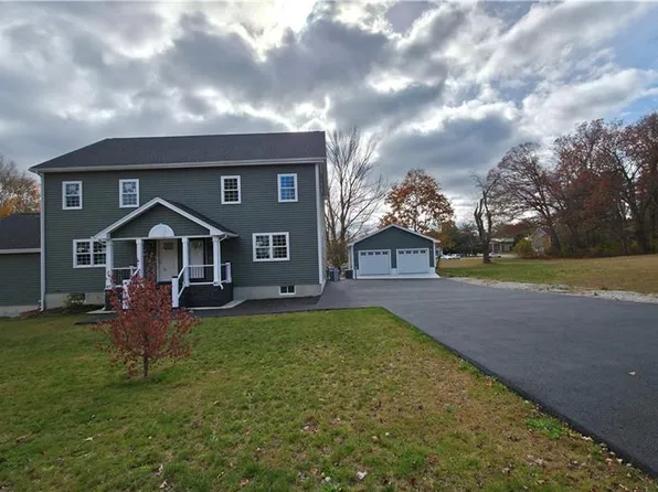 65 Oakland Ave, Burrillville, RI 02858