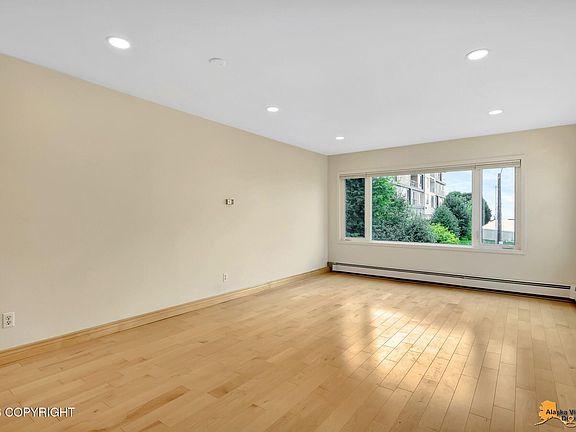 5th image of 830 O Pl #830
