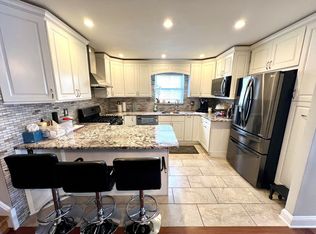 2988 Welsh Rd, Philadelphia, PA 19152