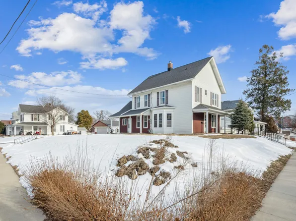 1295 Loras Blvd, Dubuque, IA 52001