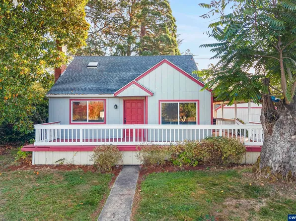 1352 63rd Ave NE, Salem, OR 97317