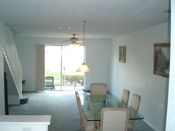 5th image of 2326 Pasadena Way