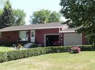1014 5th St S, Mooreton, ND 58075