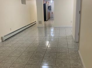12832 149th St, Jamaica, NY 11436