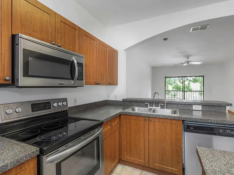 2139 Chianti Pl #152 — Photo 8