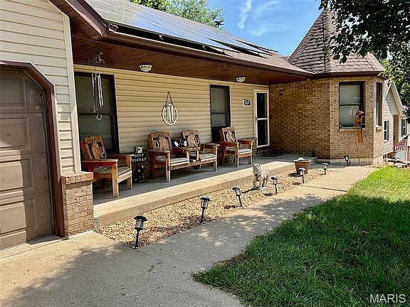 4th image of 809 Braidwood Ct