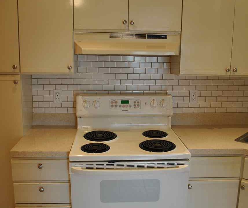 1st image of 3123 Cocoplum Cir #33106