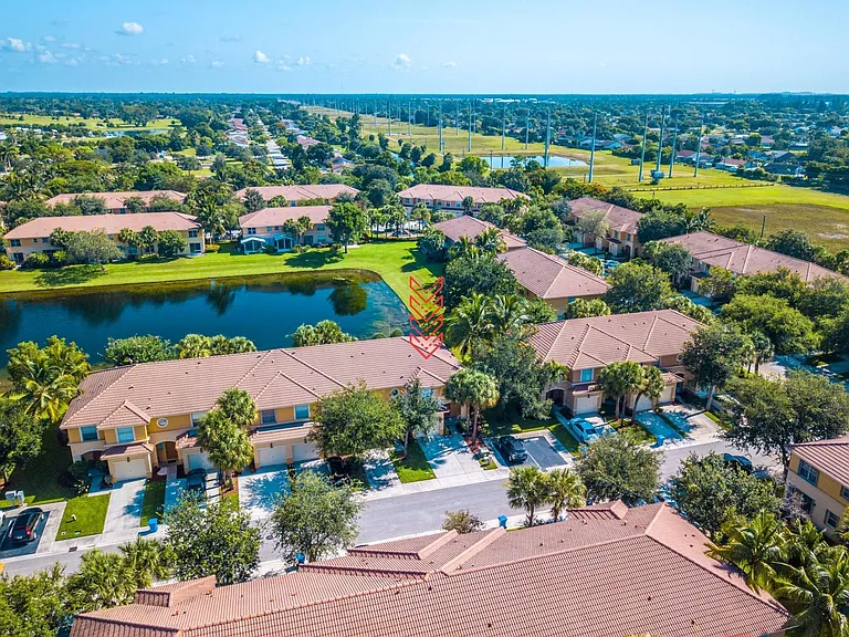 460 Rainbow Springs Ter — Photo 27