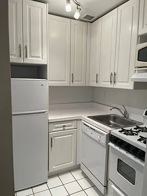 Rented by Daniel B Katz & Associates Corp. | media 11