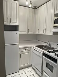 Rented by Daniel B Katz & Associates Corp.