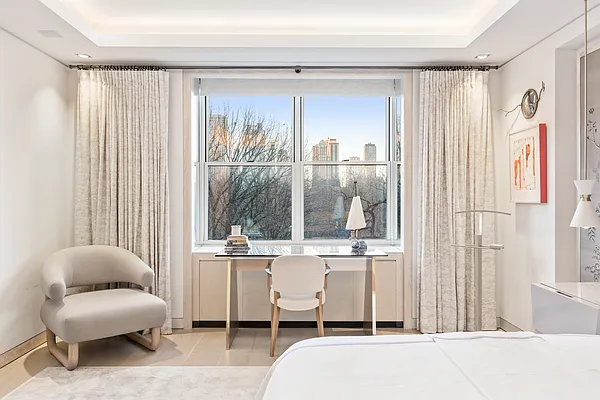 Sold by Compass | media 26