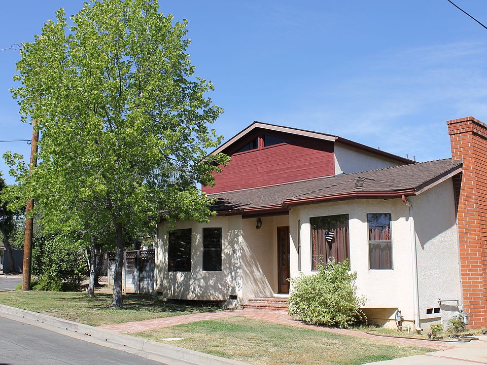 1st image of 8551 Roach Dr
