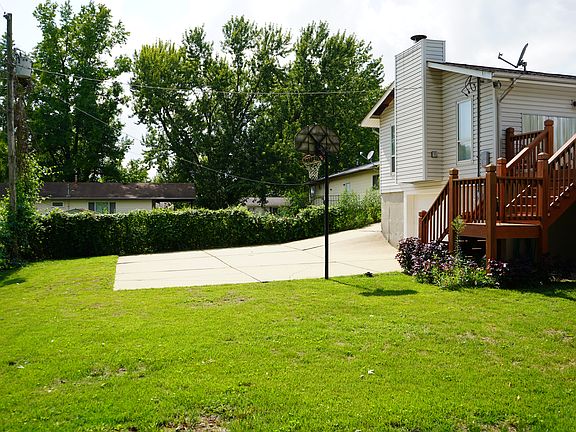 4th image of 3061 Saint Babette Ln