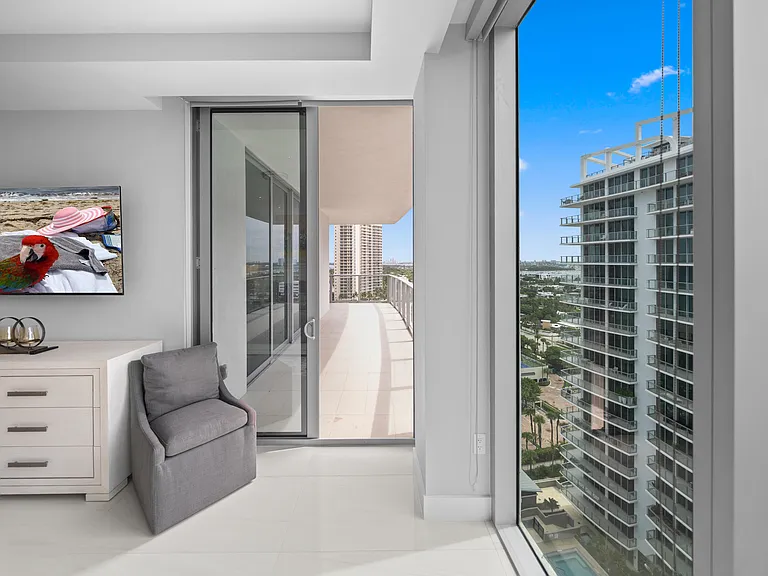 3100 N Ocean Dr #H-1608 — Photo 65