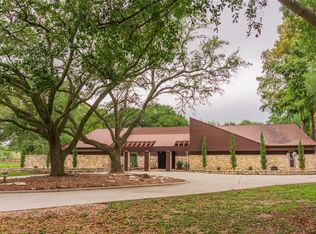 1414 Kolb Rd, Pasadena, TX 77502