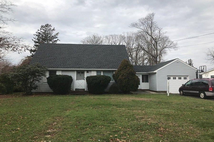 1st image of 70 Garfield Ave