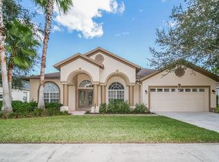 18203 Wimbledon Green Pl, Tampa, FL 33647