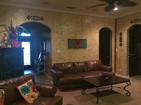 3rd image of 2809 Cassie Way