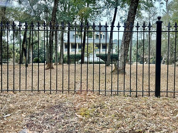 2nd image of 8970 Palmetto Rd