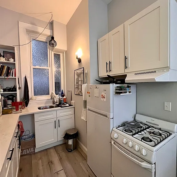 83 W Cedar St #1 — Photo 2