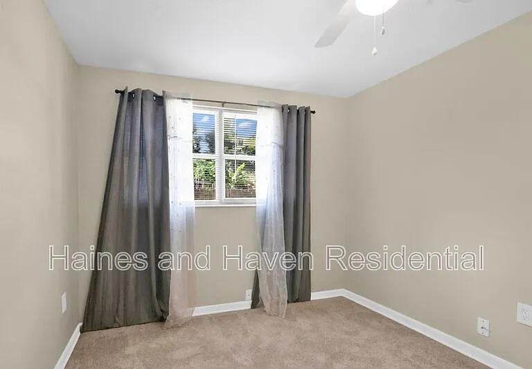 218 Dennis Ave — Photo 7