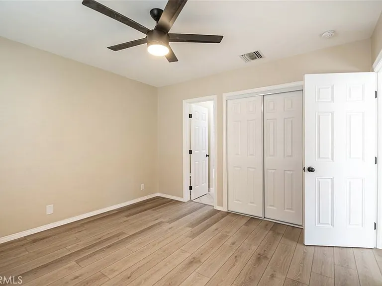 807 E Chevy Chase Dr #1 — Photo 16
