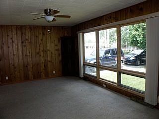 4th image of 141 Linda St NE