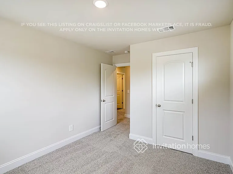 100 Maybrook Dr #1 — Photo 11