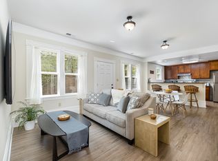 1518 Mozart St #B, Alameda, CA 94501