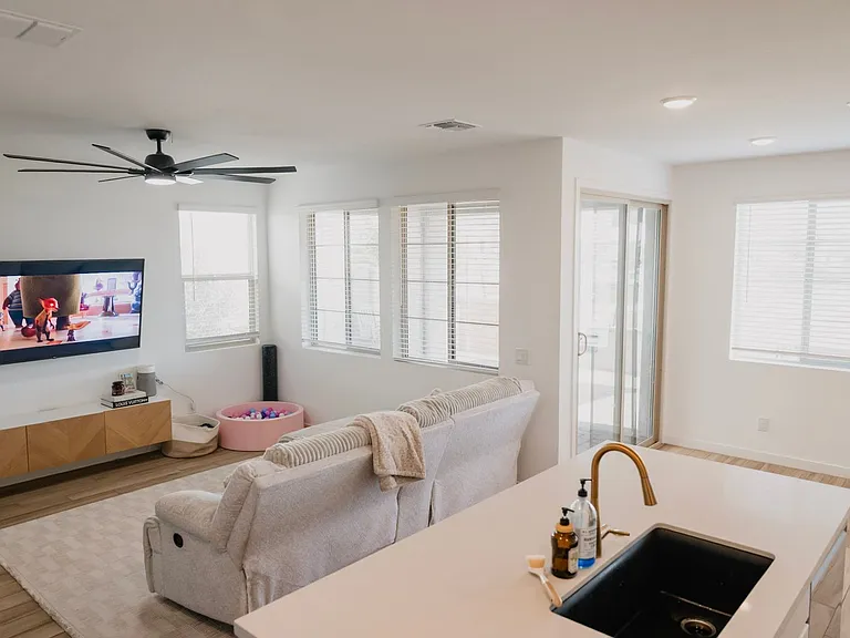 9403 E Solina Ave — Photo 8