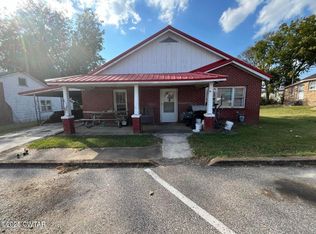 24-40 S Pleasant St #52, Decaturville, TN 38329