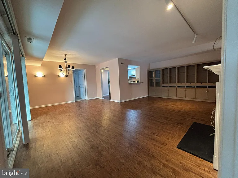 303 Mountainview Dr #303 — Photo 8