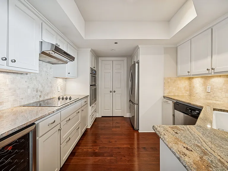 5909 Luther Ln #2105 — Photo 9