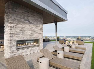 1607 Race St #919, Philadelphia, PA 19103